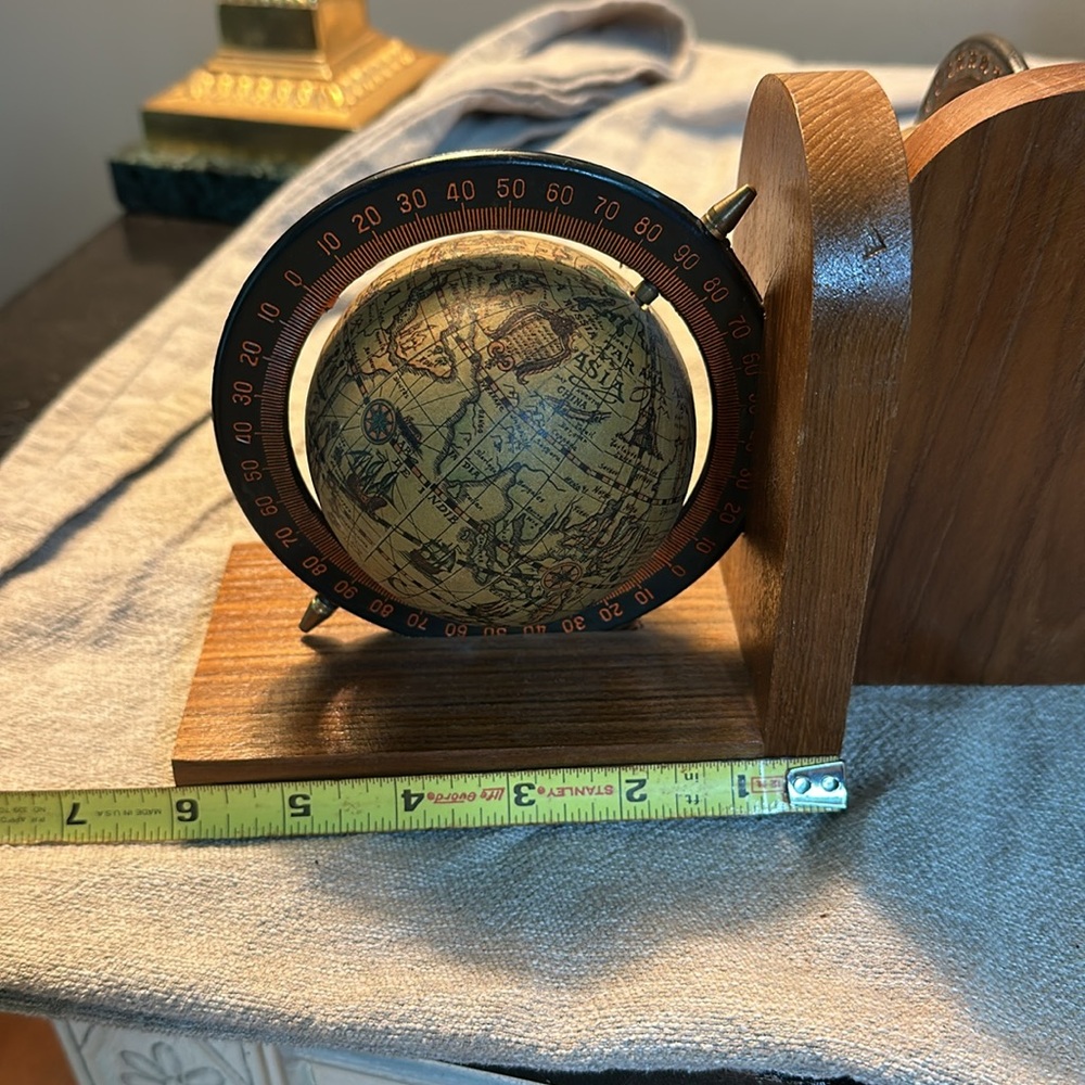 Vintage old world 🌎 Globe Bookends - Picture 11 of 16